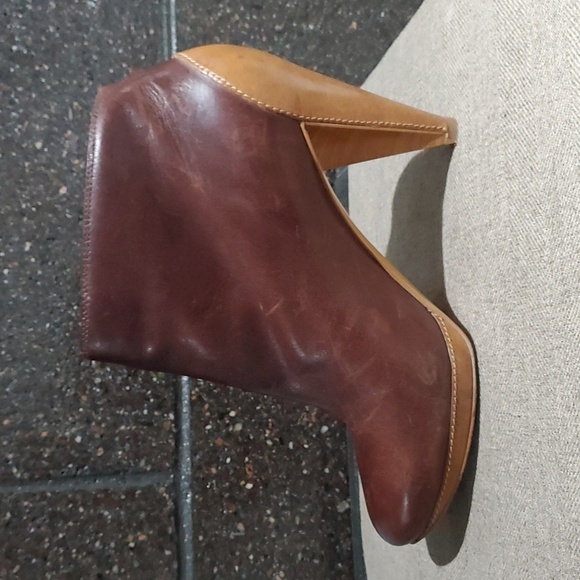 VINTAGE RETRO FOSSIL ALLISON BROWN TWO TONE HEELED BOOTS SIZE 8.5 LEATHER - Picture 11 of 15